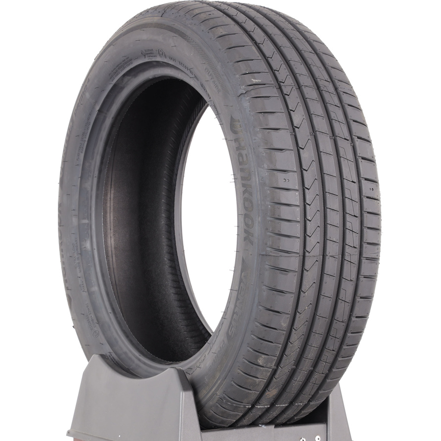 Hankook Ventus Prime 4 -  215/55 R17