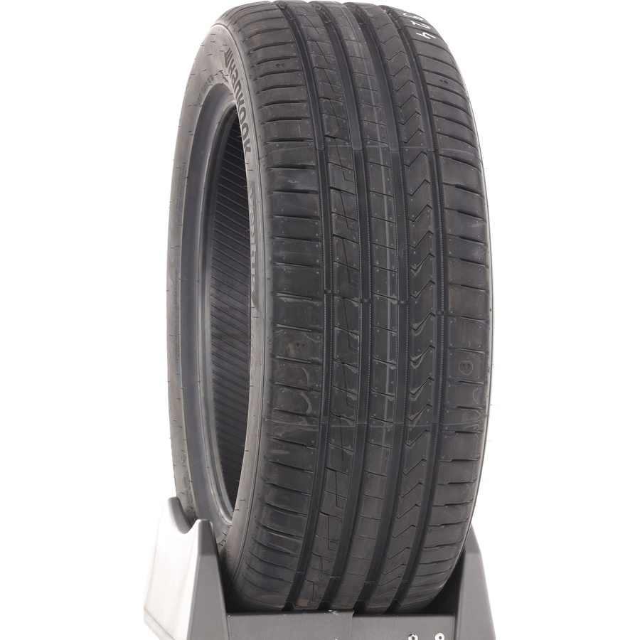 Hankook Ventus Prime4 -  225/40 R18