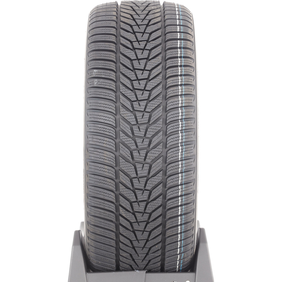 Hankook Winter i*cept evo3 W330 -  225/40 R18