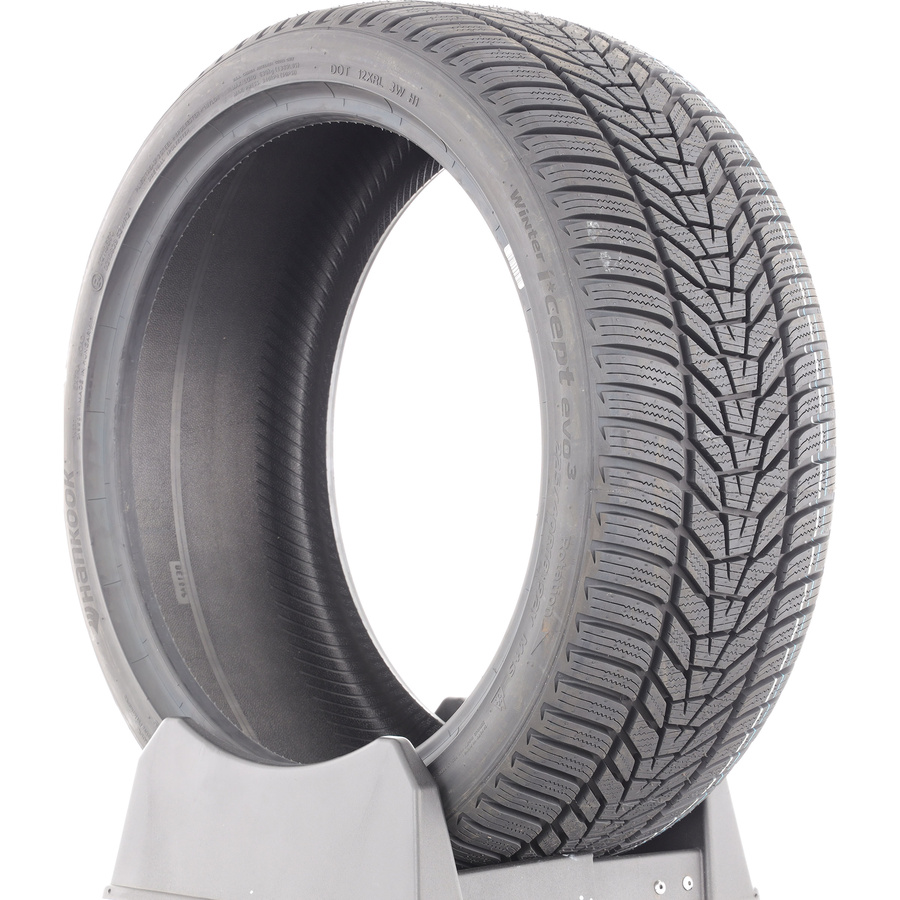 Hankook Winter i*cept evo3 W330 -  225/40 R18