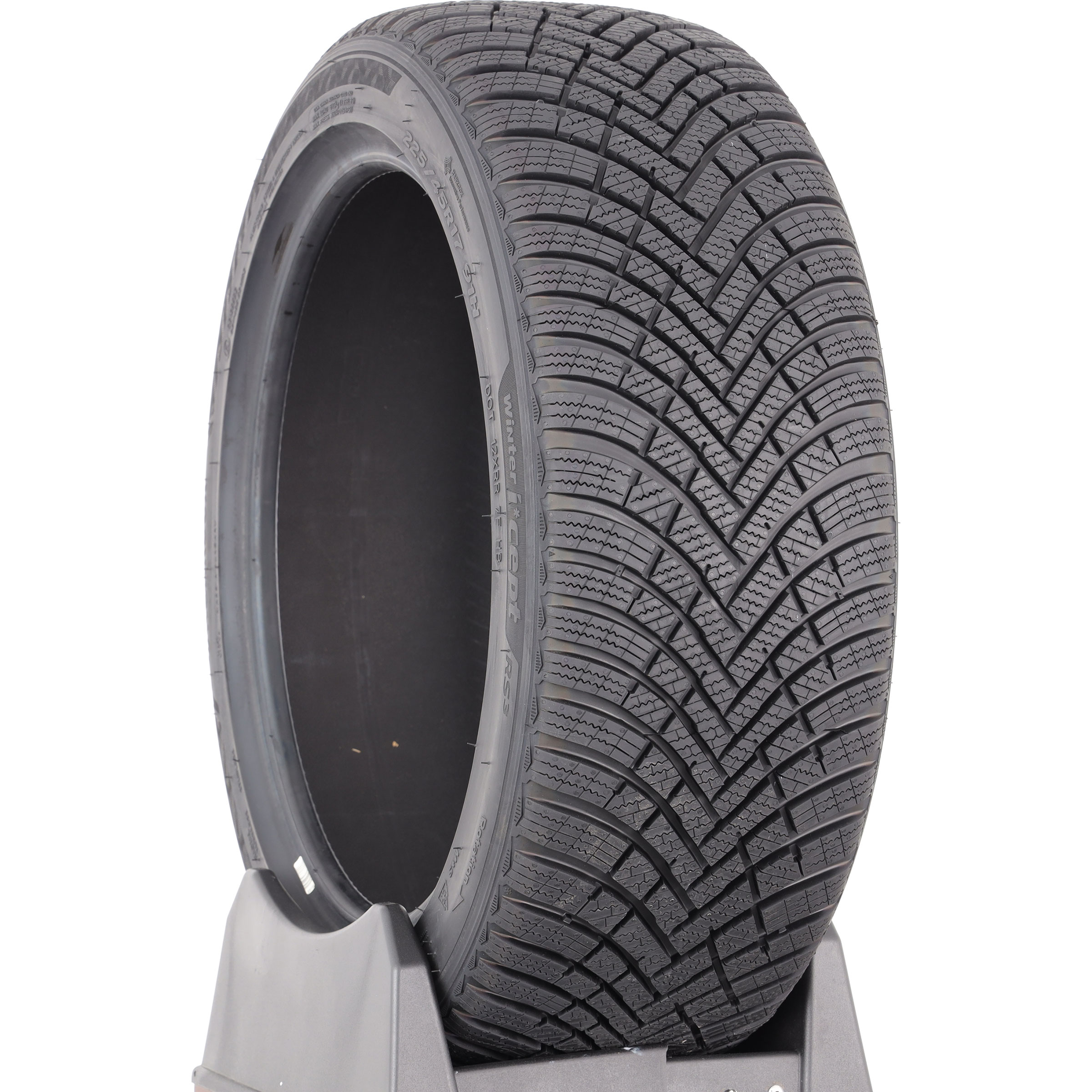 Test Hankook Winter i*cept RS3 - 225/45 R17 - Pneu - UFC-Que Choisir