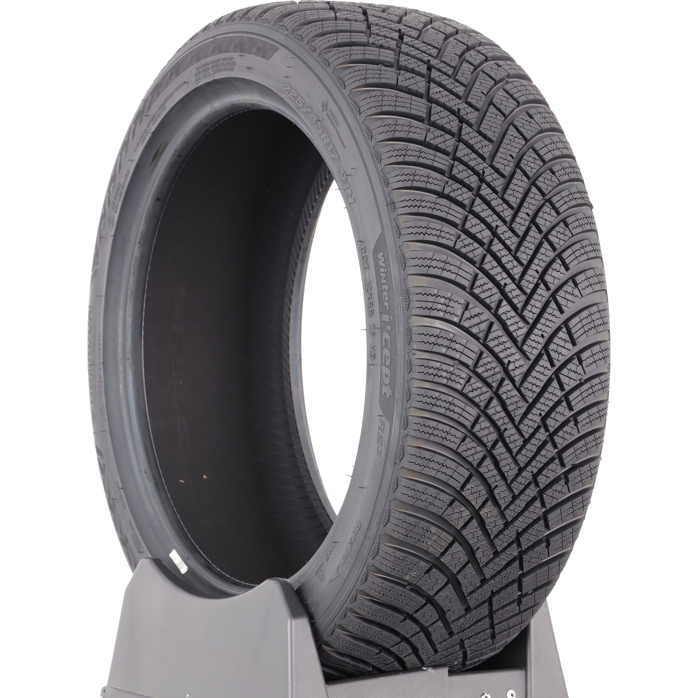 Test Hankook Winter i*cept RS3 - 225/45 R17 - Pneu - UFC-Que Choisir