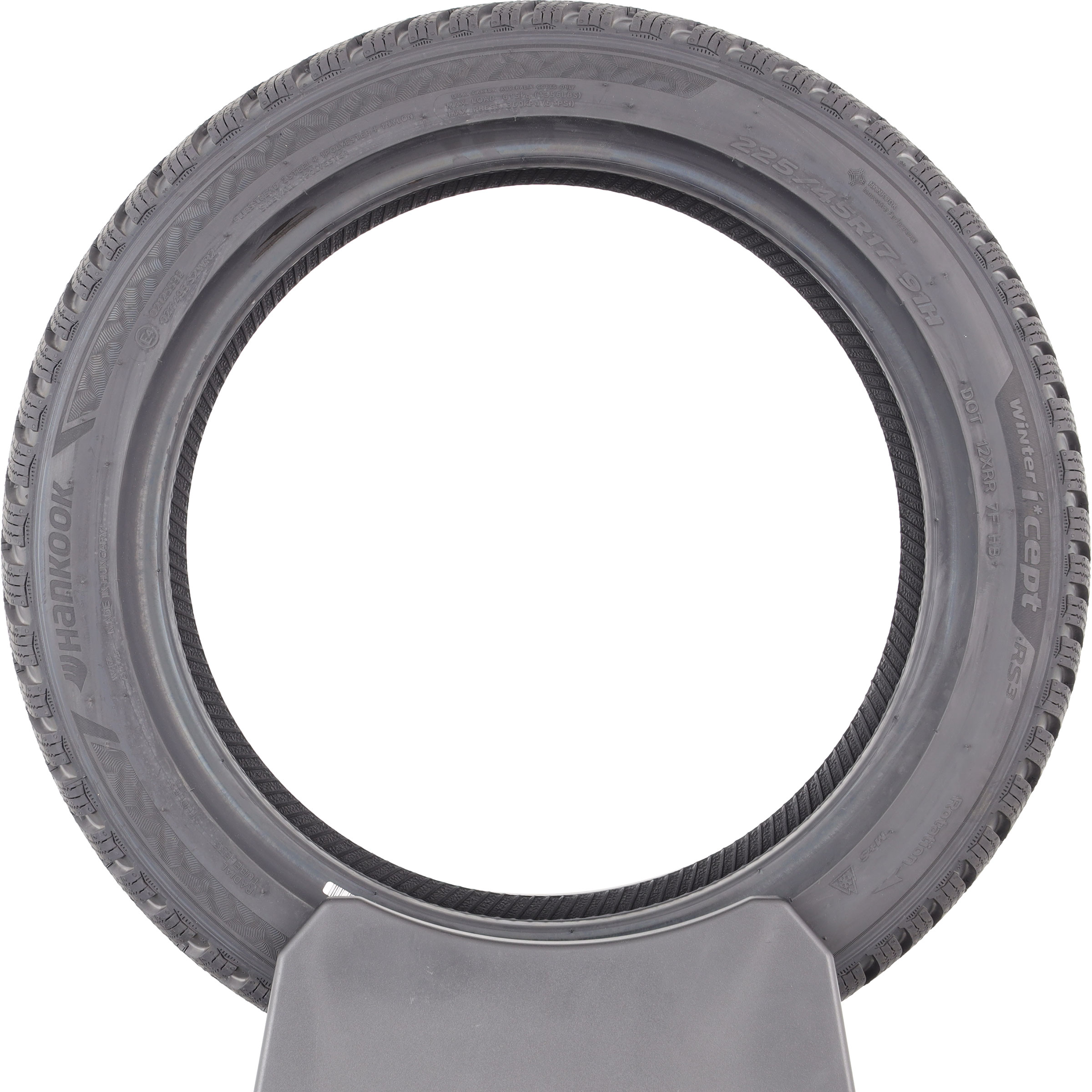 Test Hankook Winter i*cept RS3 - 225/45 R17 - Pneu - UFC-Que Choisir