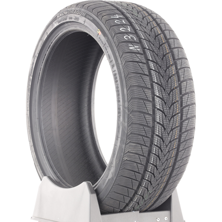 Imperial Snowdragon UHP -  225/40 R18