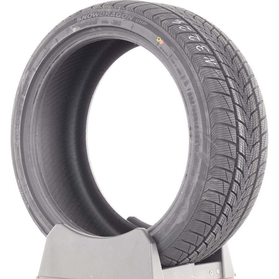Imperial Snowdragon UHP -  225/40 R18