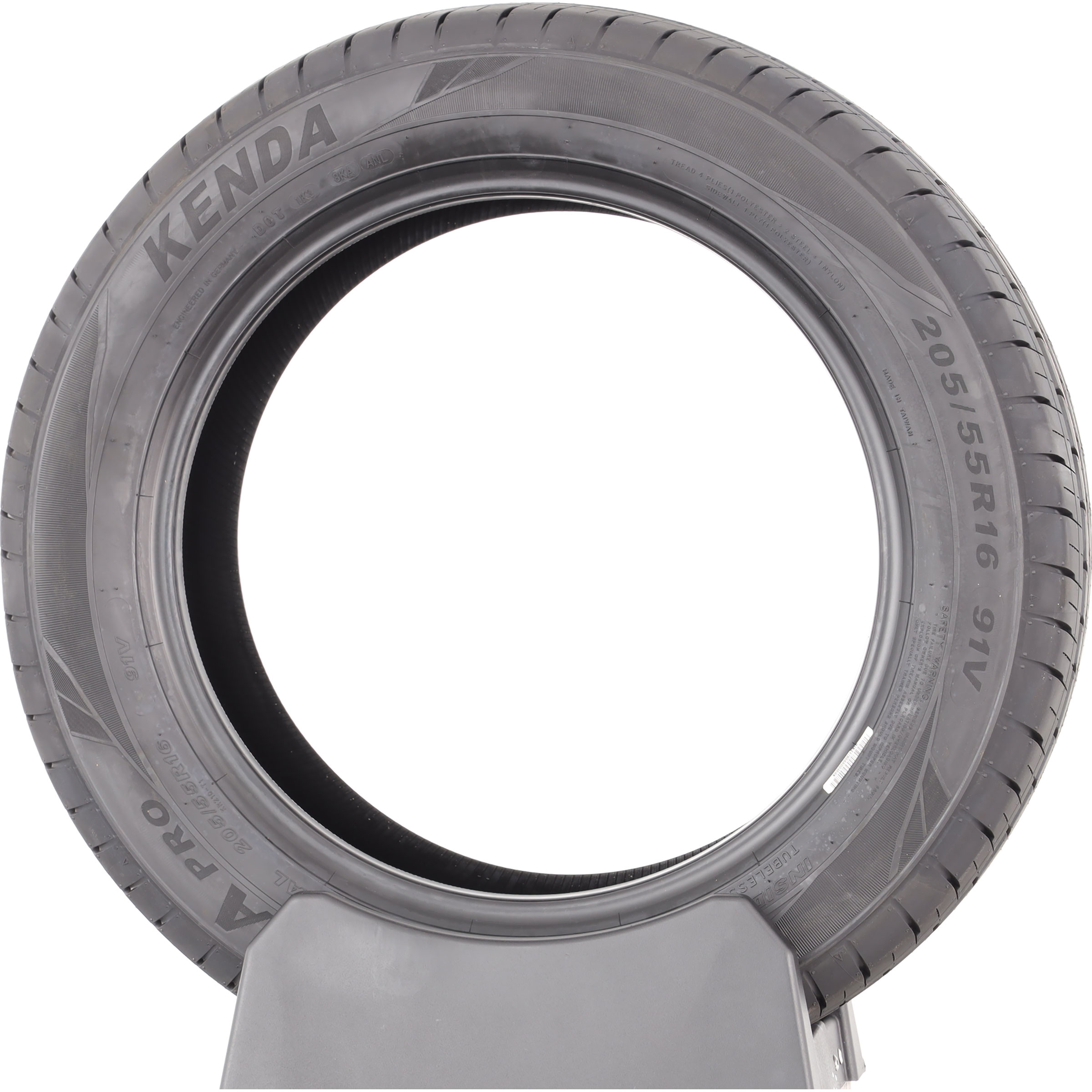 Kenda Kenetica Pro KR210 -  205/55 R16