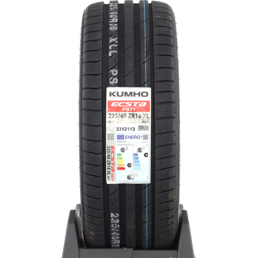 Kumho Ecsta PS71 -  225/40 R18