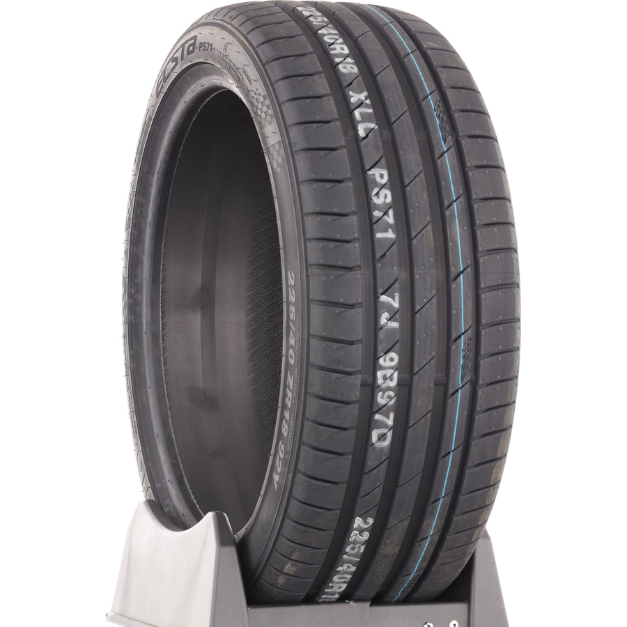 Kumho Ecsta PS71 -  225/40 R18