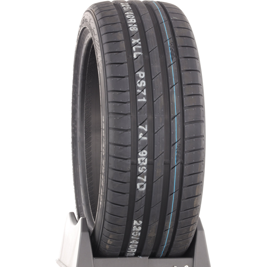 Kumho Ecsta PS71 -  225/40 R18