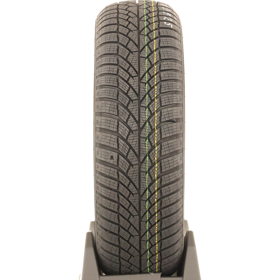Kumho WinterCraft WP52+
