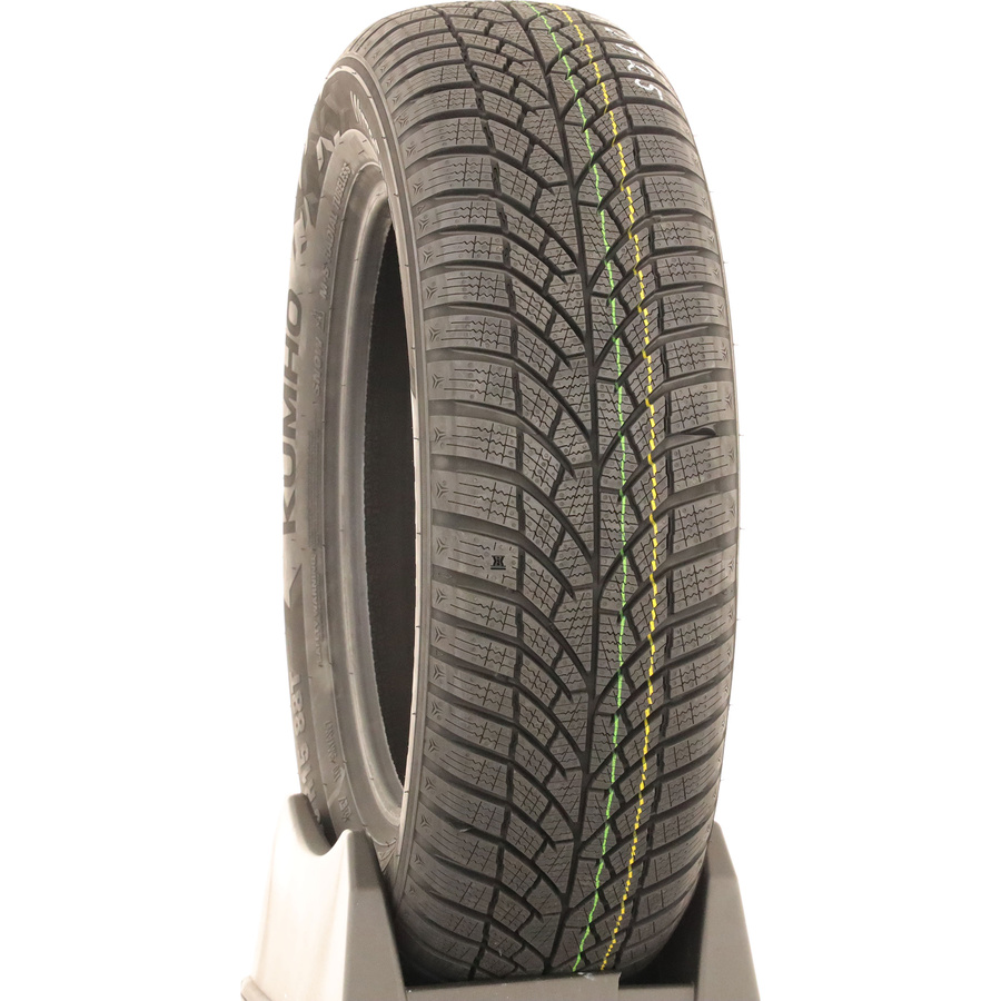 Kumho WinterCraft WP52+