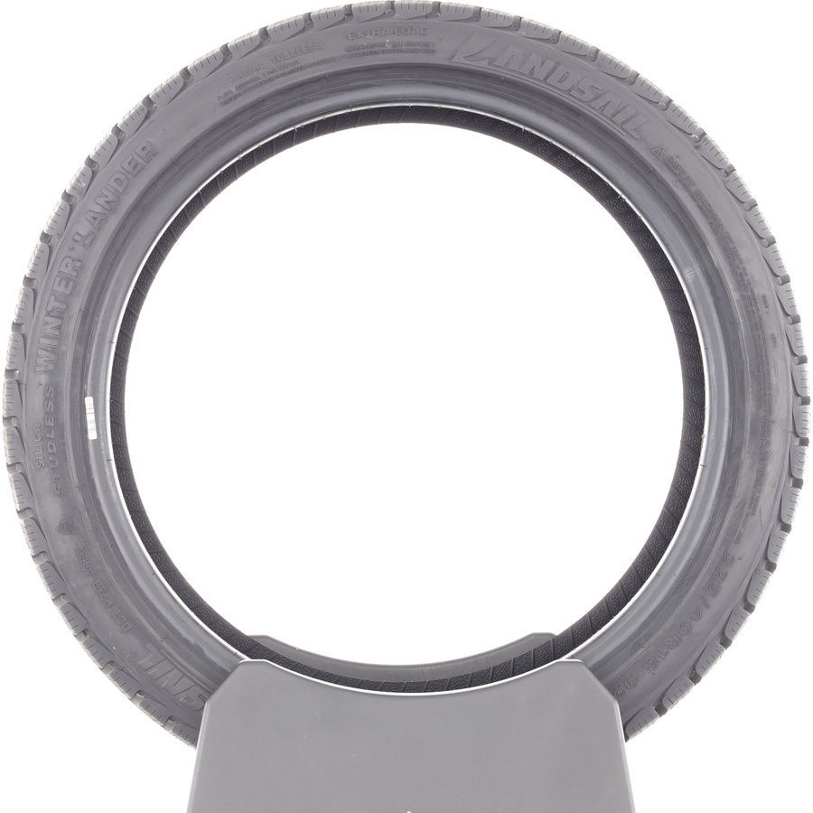 Landsail Winter Lander -  225/40 R18