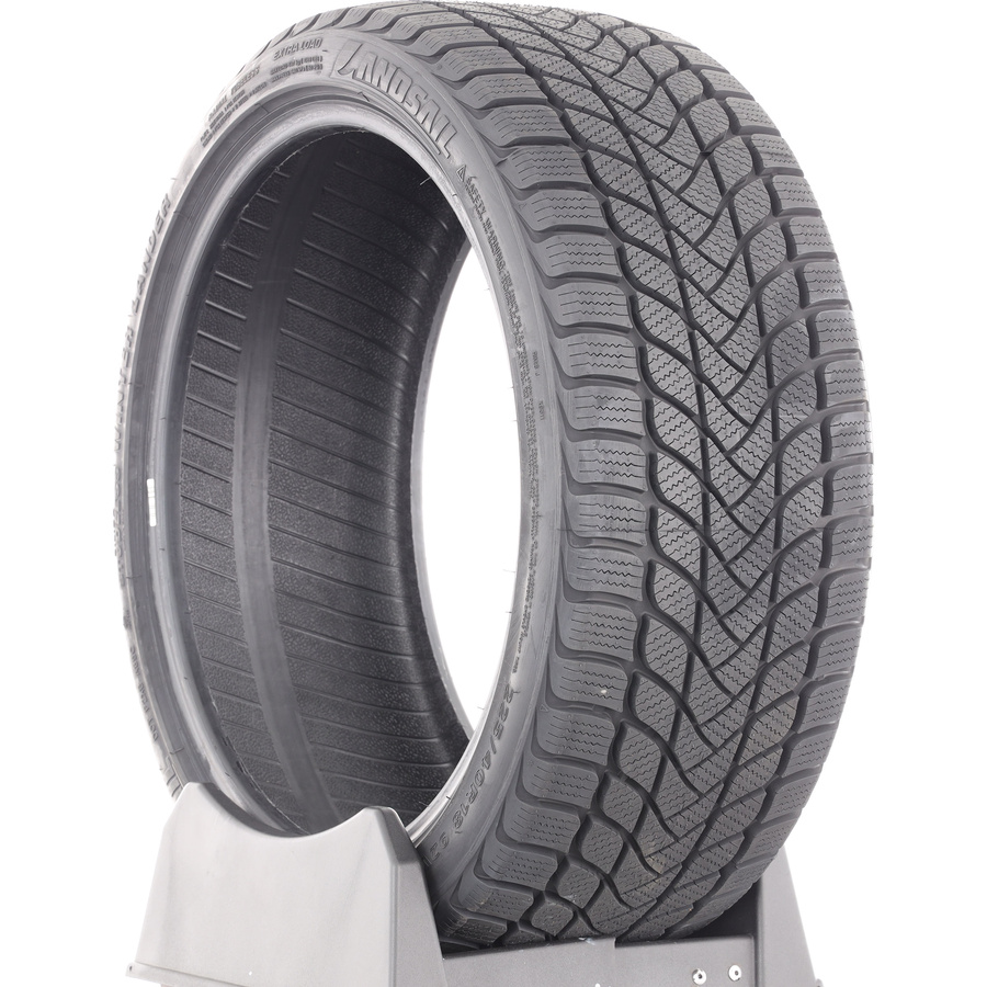 Landsail Winter Lander -  225/40 R18