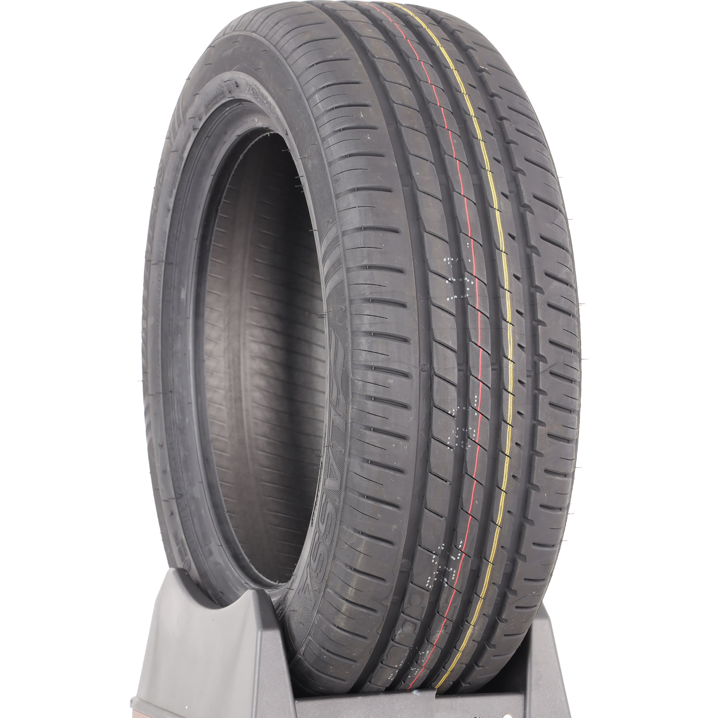 Lassa Driveways -  205/55 R16