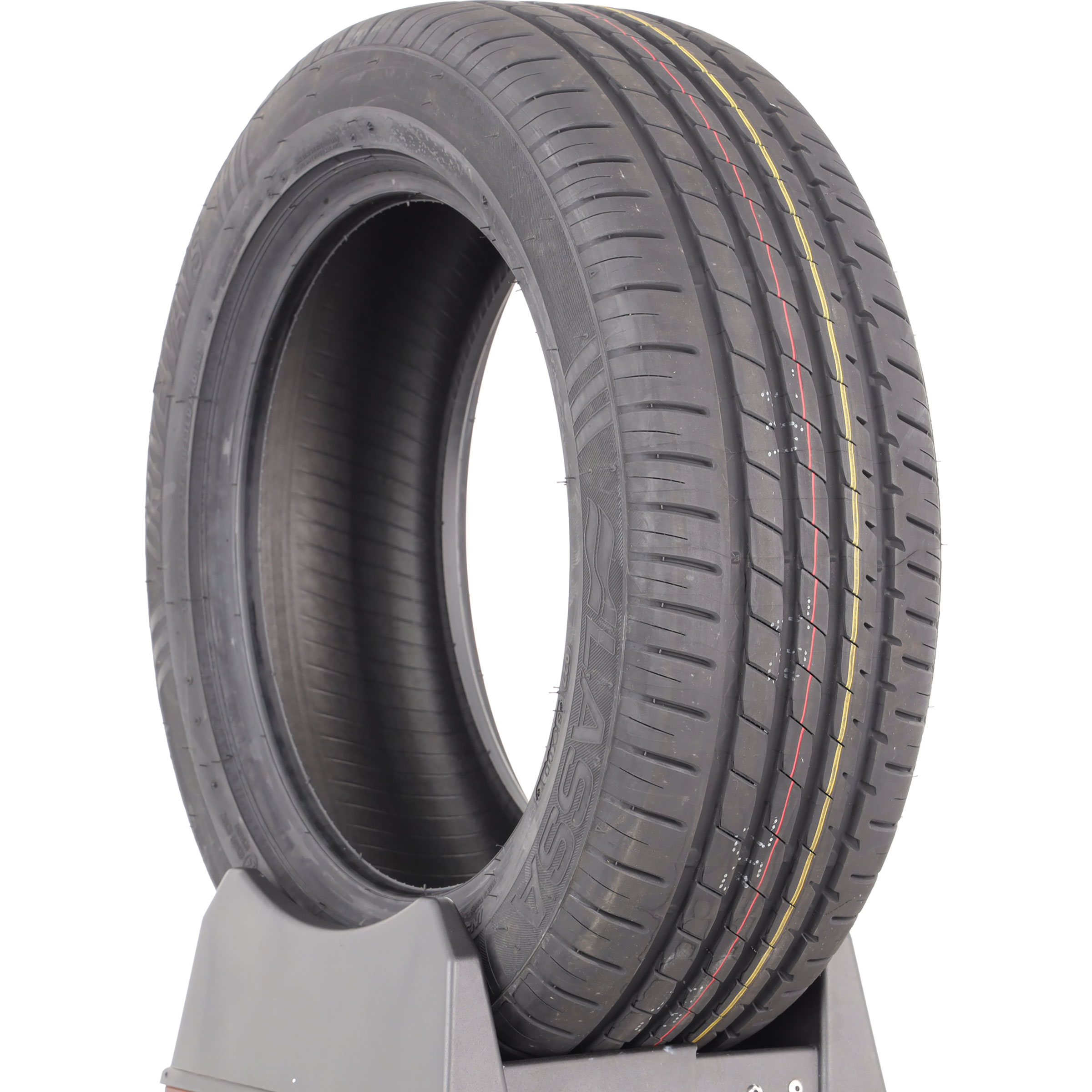 Lassa Driveways -  205/55 R16