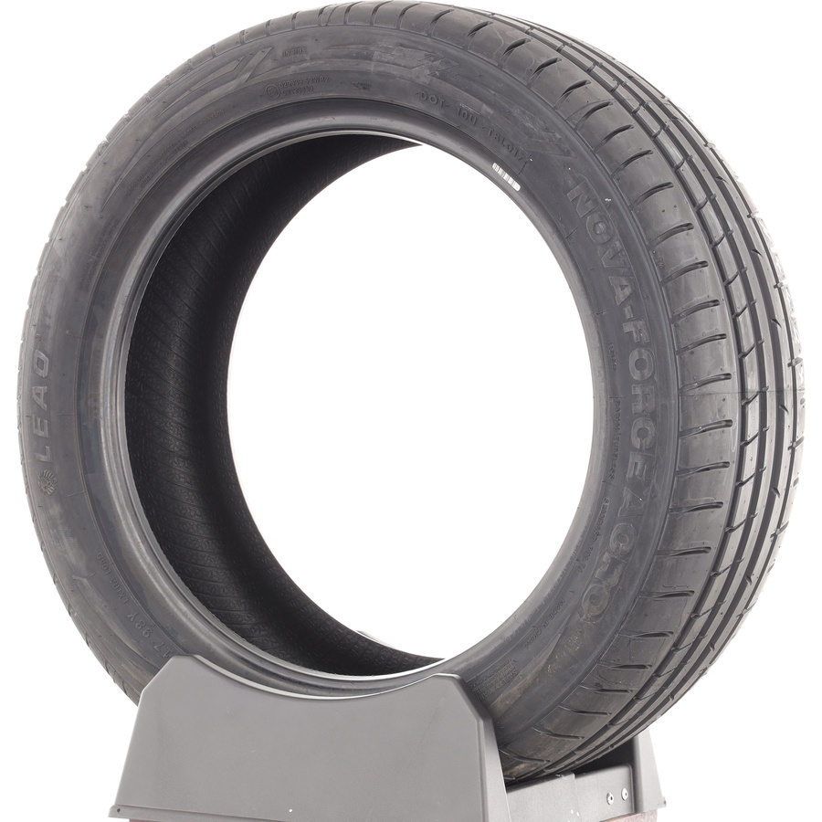 Leao Nova-Force Acro -  225/40 R18