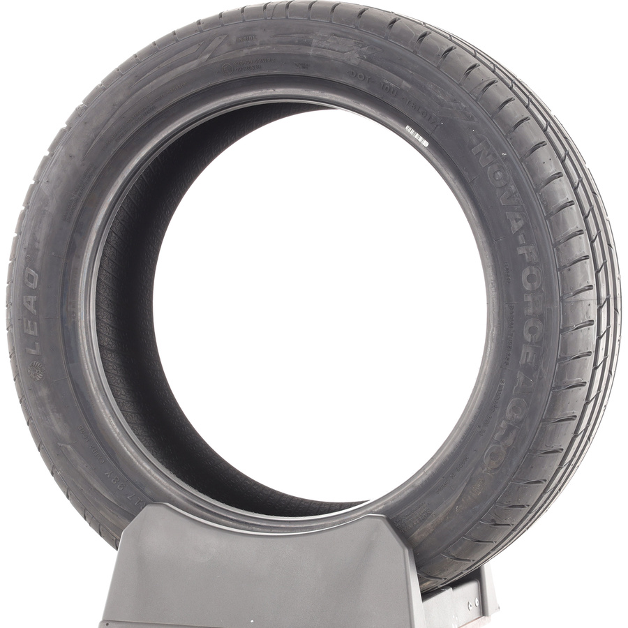 Leao Nova-Force Acro -  225/40 R18