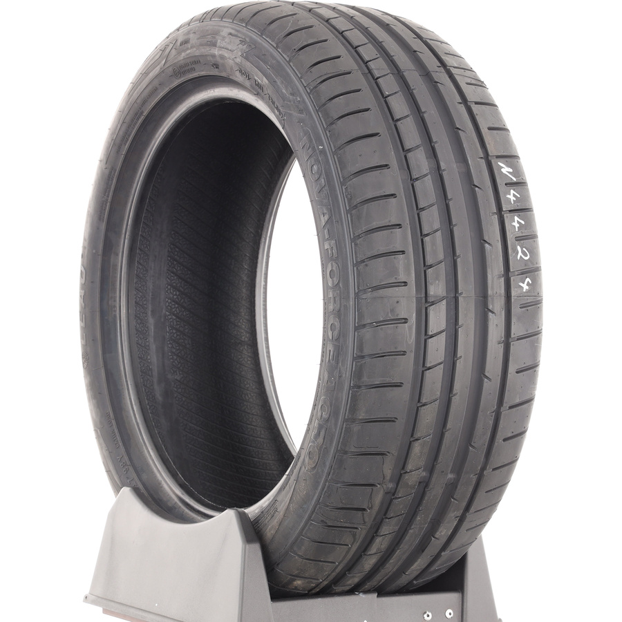 Leao Nova-Force Acro -  225/40 R18