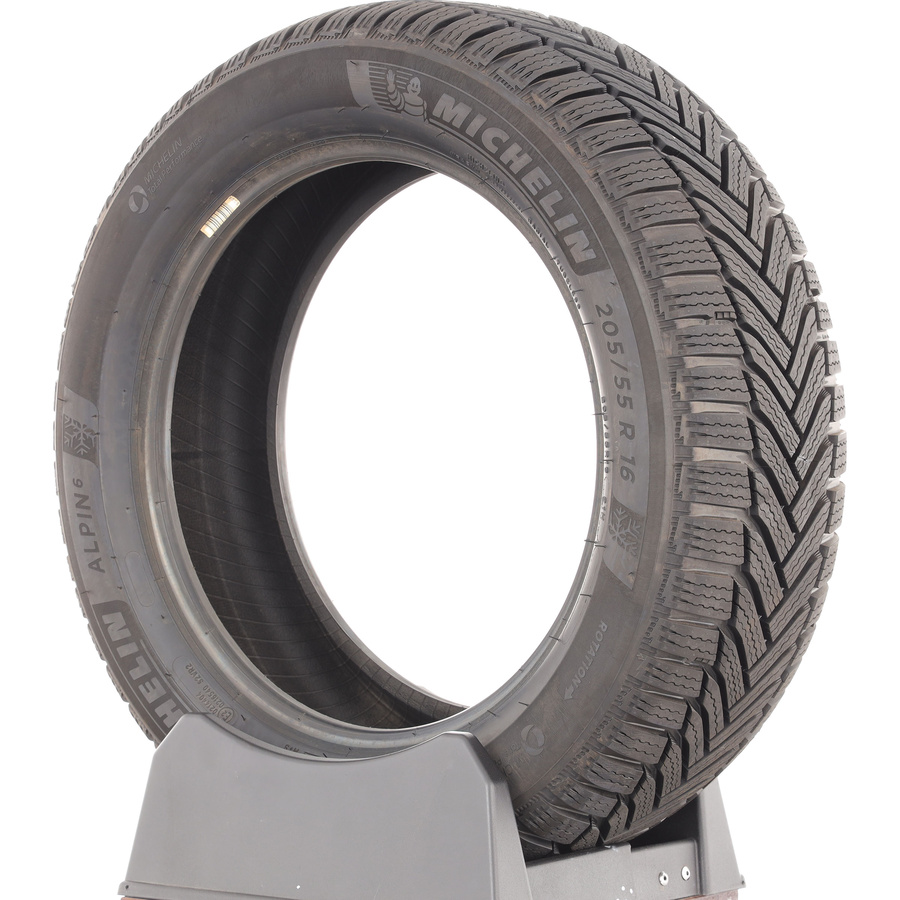 Michelin Alpin 6 -  205/55 R16
