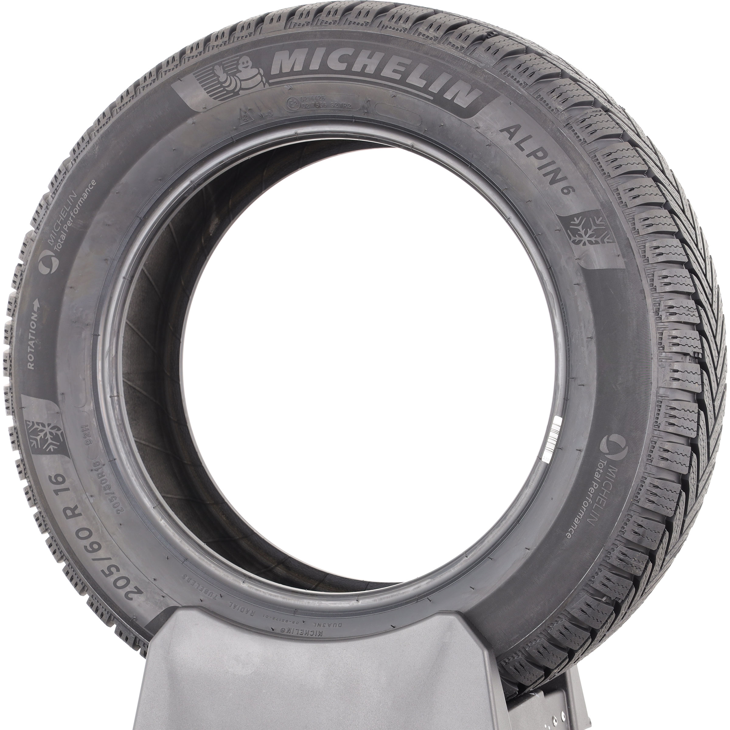 Michelin Alpin 6 -  205/60 R16