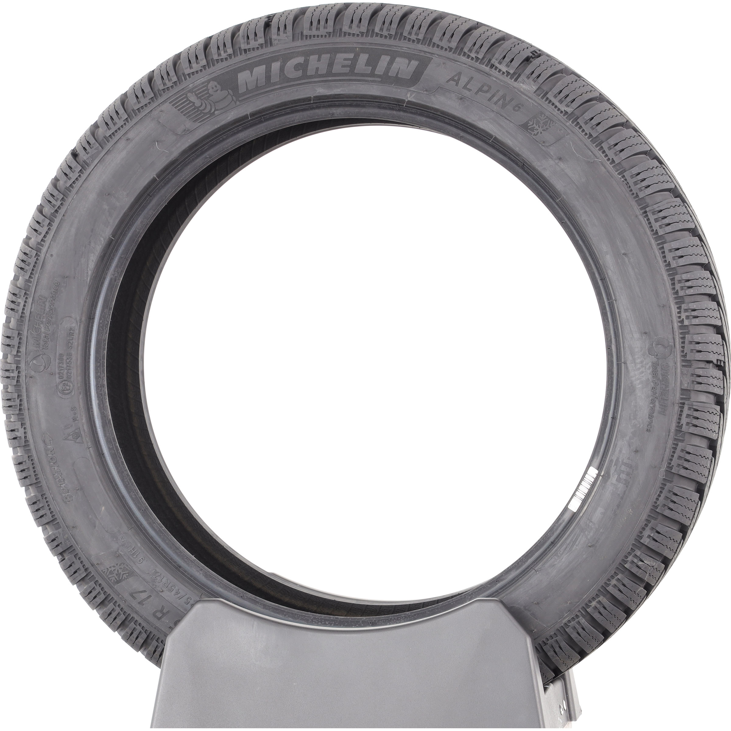 Test Michelin Alpin 6 - 225/45 R17 - Pneu - UFC-Que Choisir