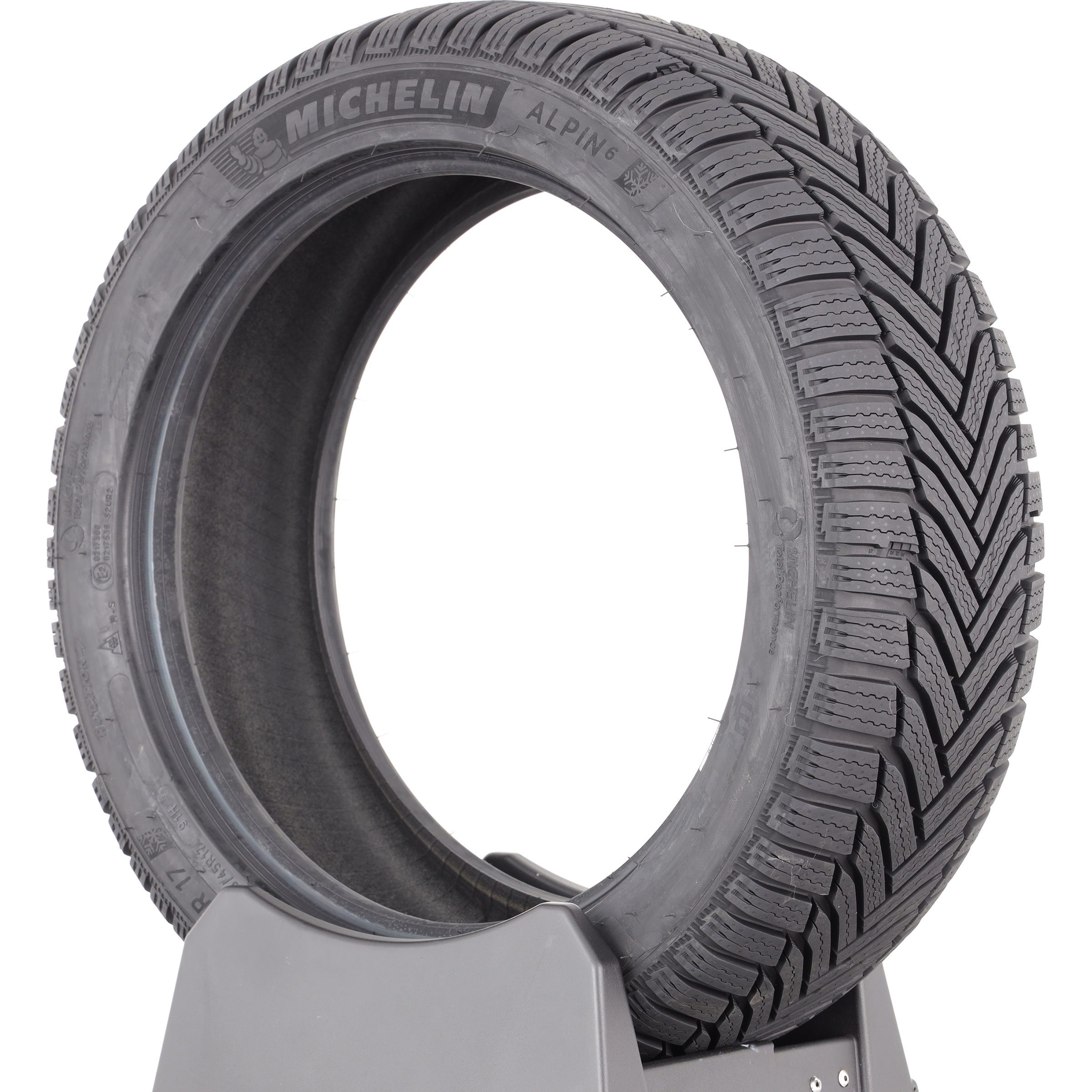 Michelin Alpin 6 -  225/45 R17