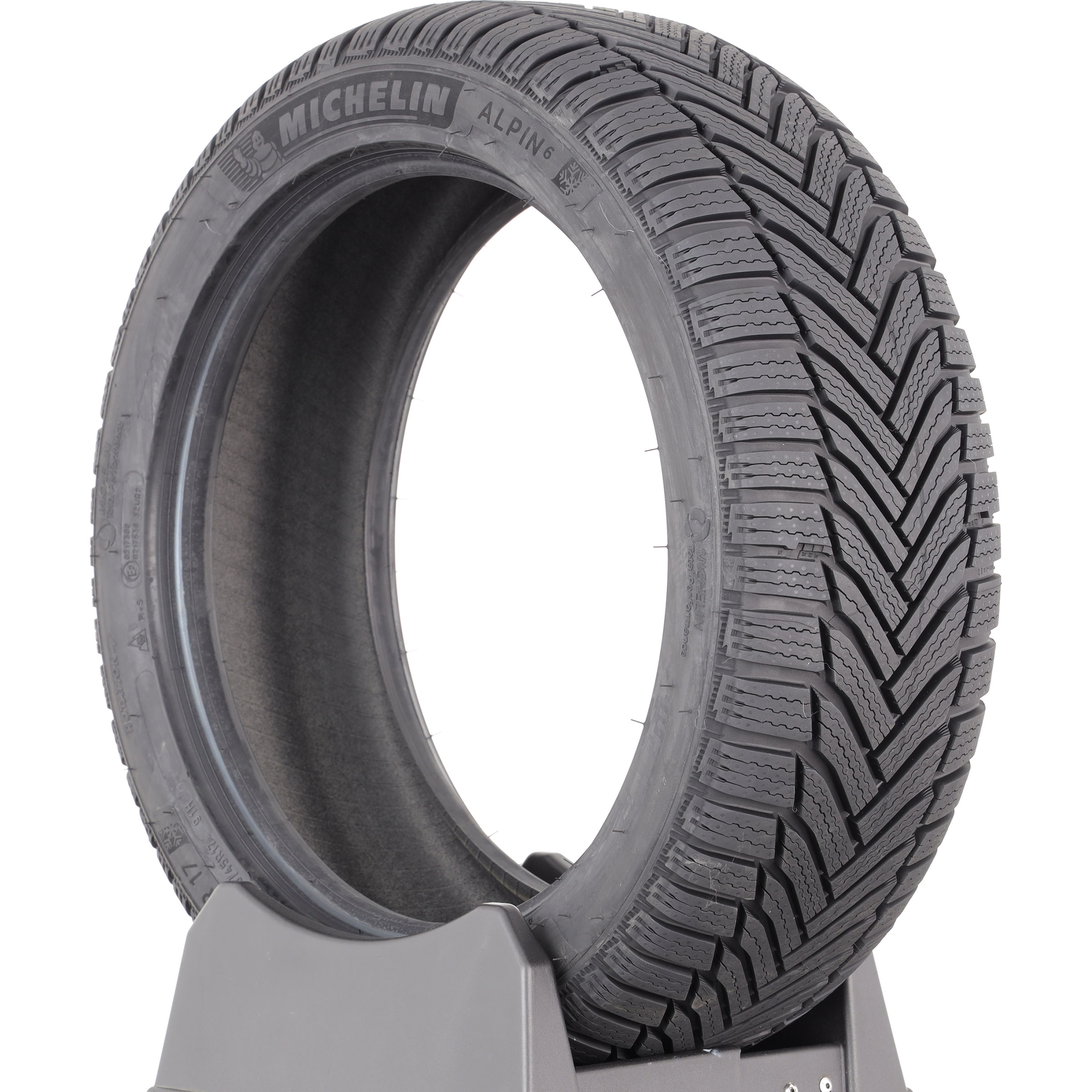 Michelin Alpin 6 -  225/45 R17