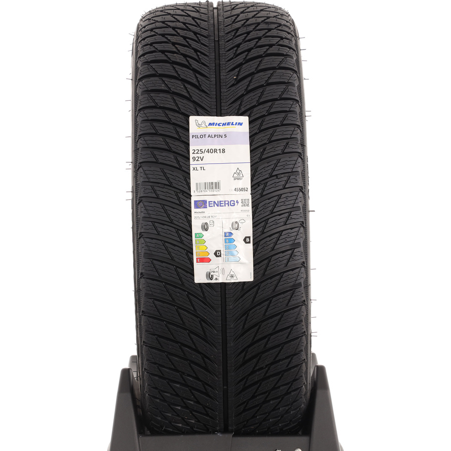 Michelin Pilot Alpin 5 -  225/40 R18