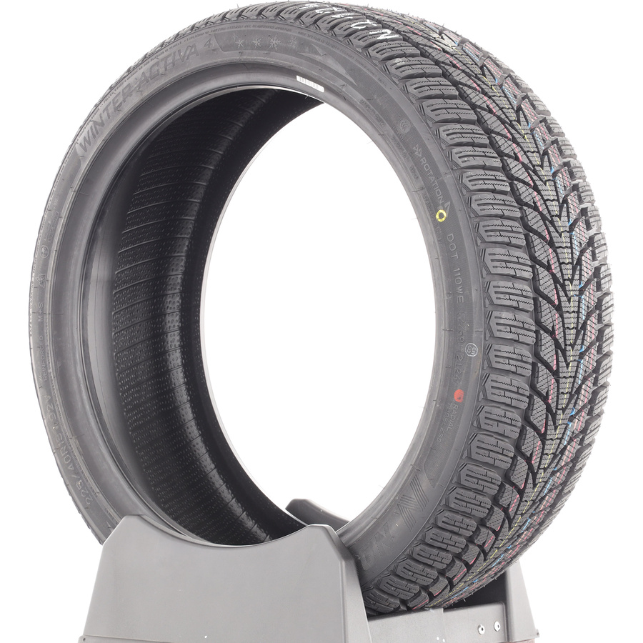 Nankang Winter Activa 4 -  225/40 R18