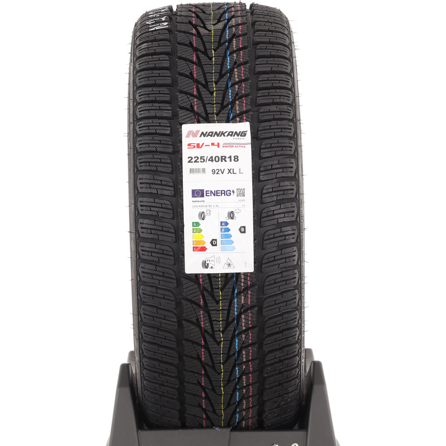 Nankang Winter Activa 4 -  225/40 R18