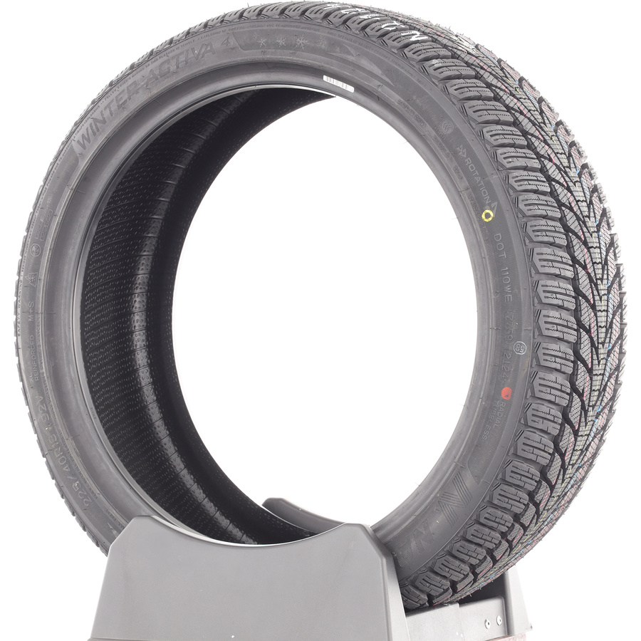 Nankang Winter Activa 4 -  225/40 R18