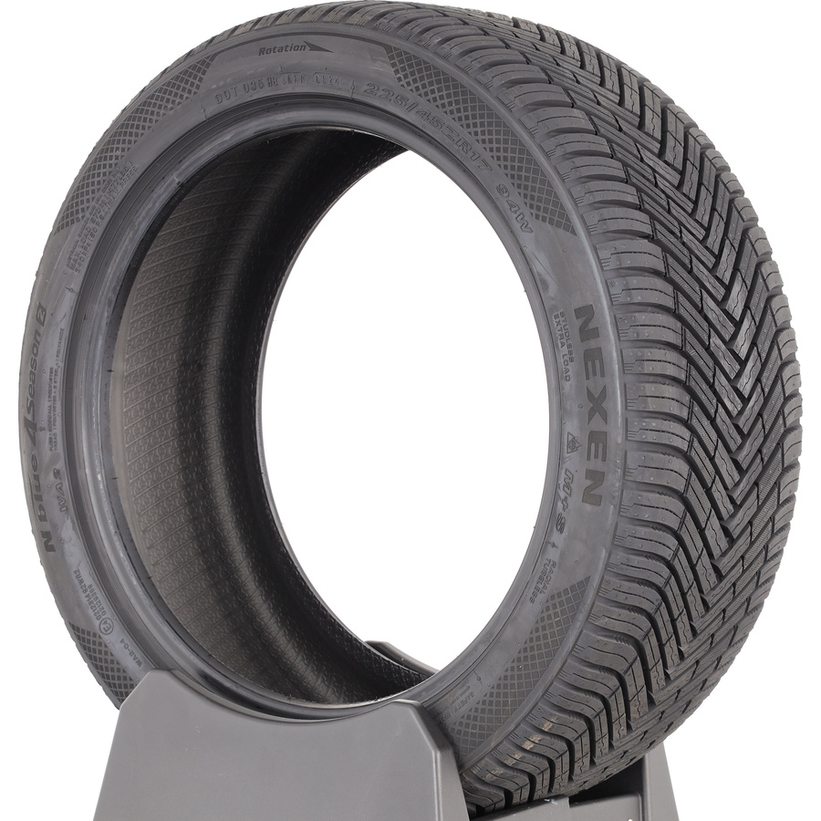 Nexen N'Blue 4Season 2 -  225/45 R17