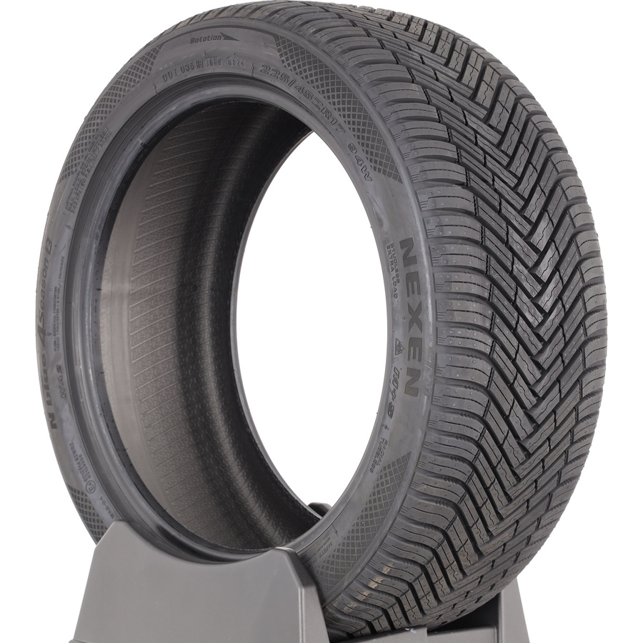 Nexen N'Blue 4Season 2 -  225/45 R17