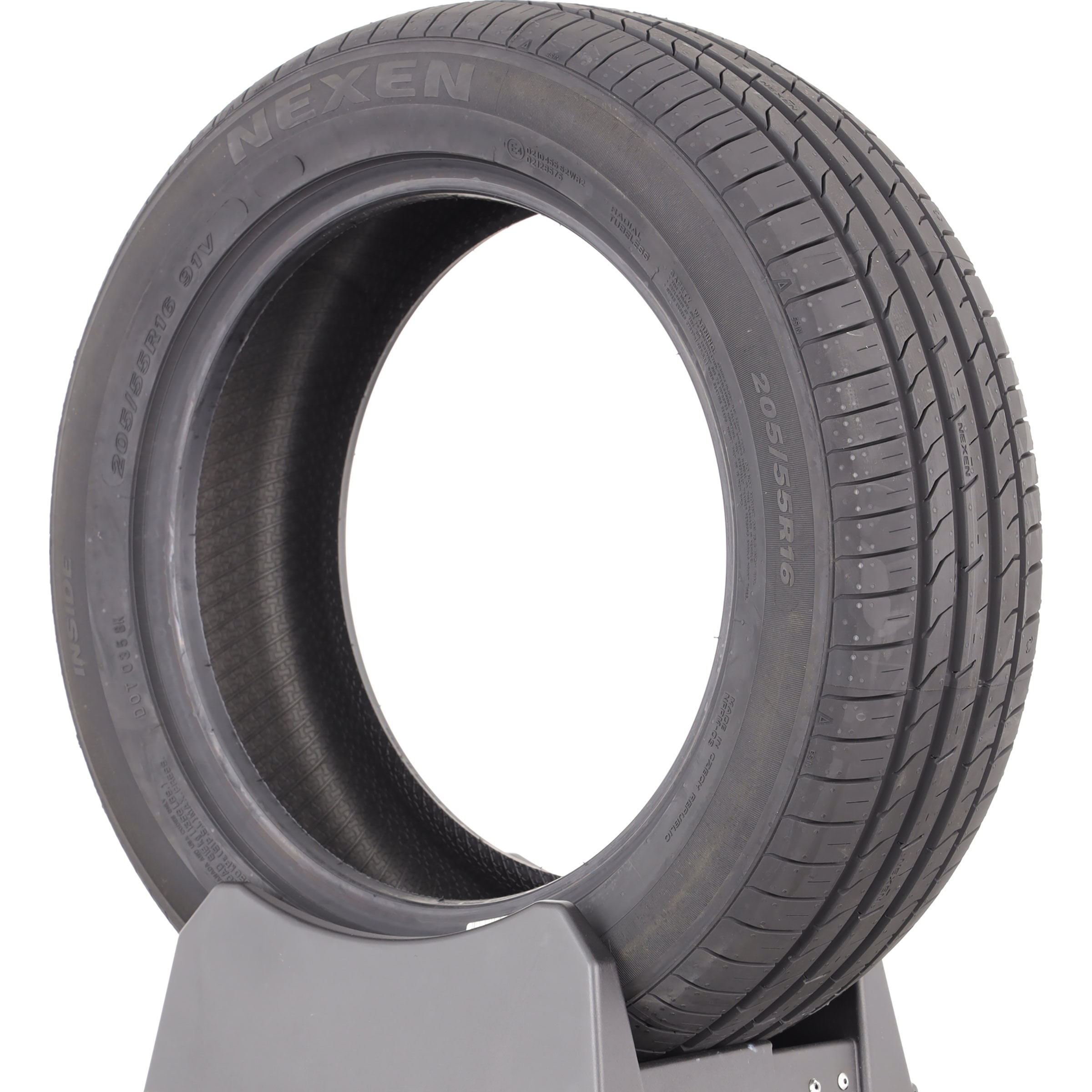 Nexen N´Fera Primus -  205/55 R16
