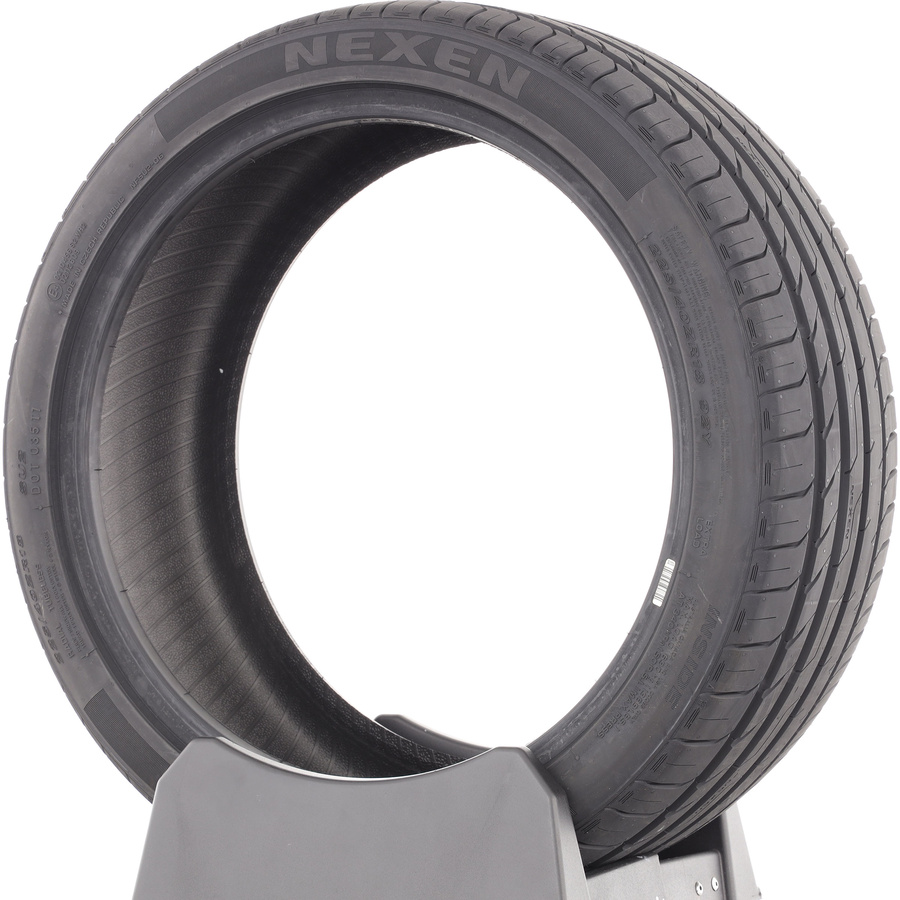 Nexen N'Fera Sport -  225/40 R18