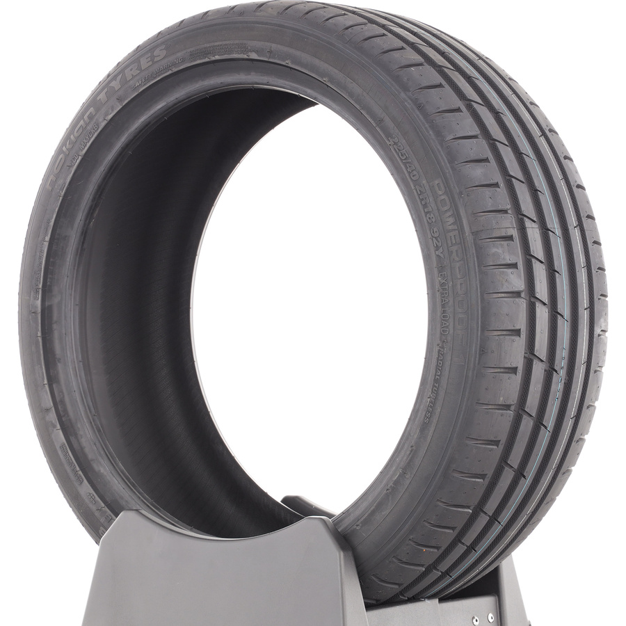 Nokian Powerproof 1 -  225/40 R18
