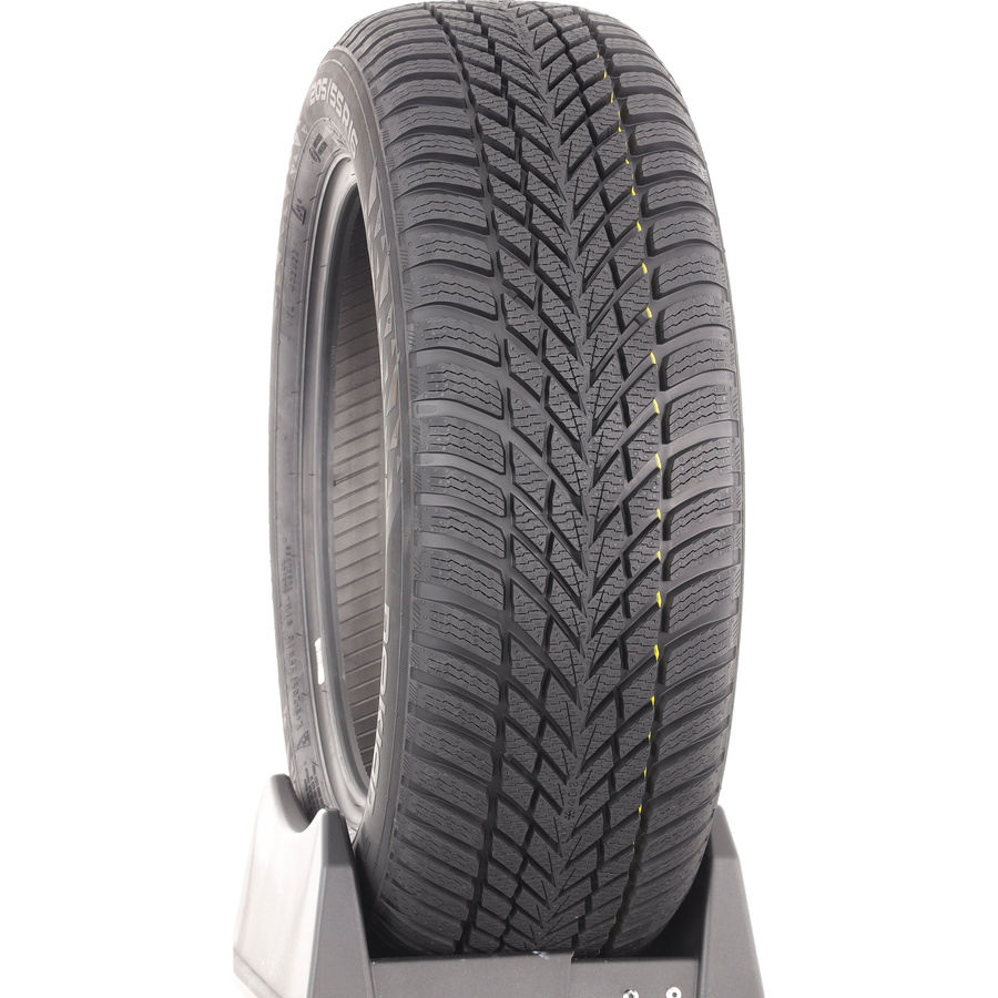 Nokian Snowproof 2 -  205/55 R16