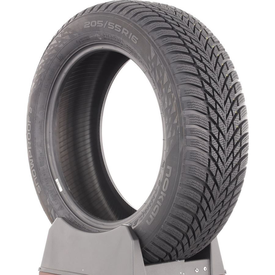 Nokian Snowproof 2 -  205/55 R16