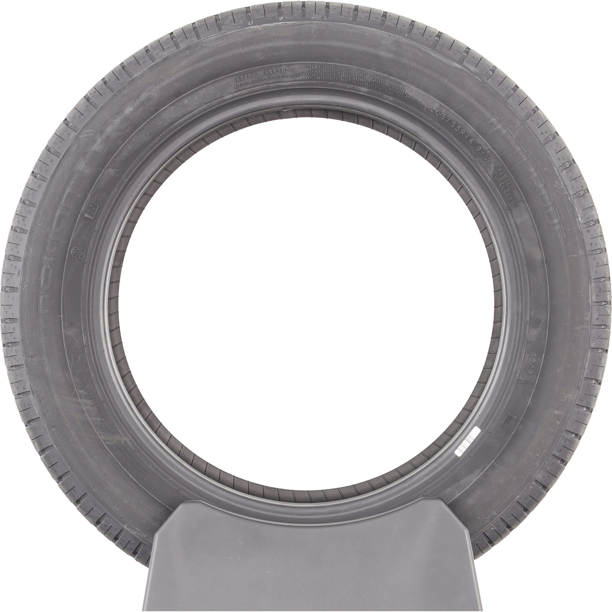 Nokian Wetproof -  205/55 R16