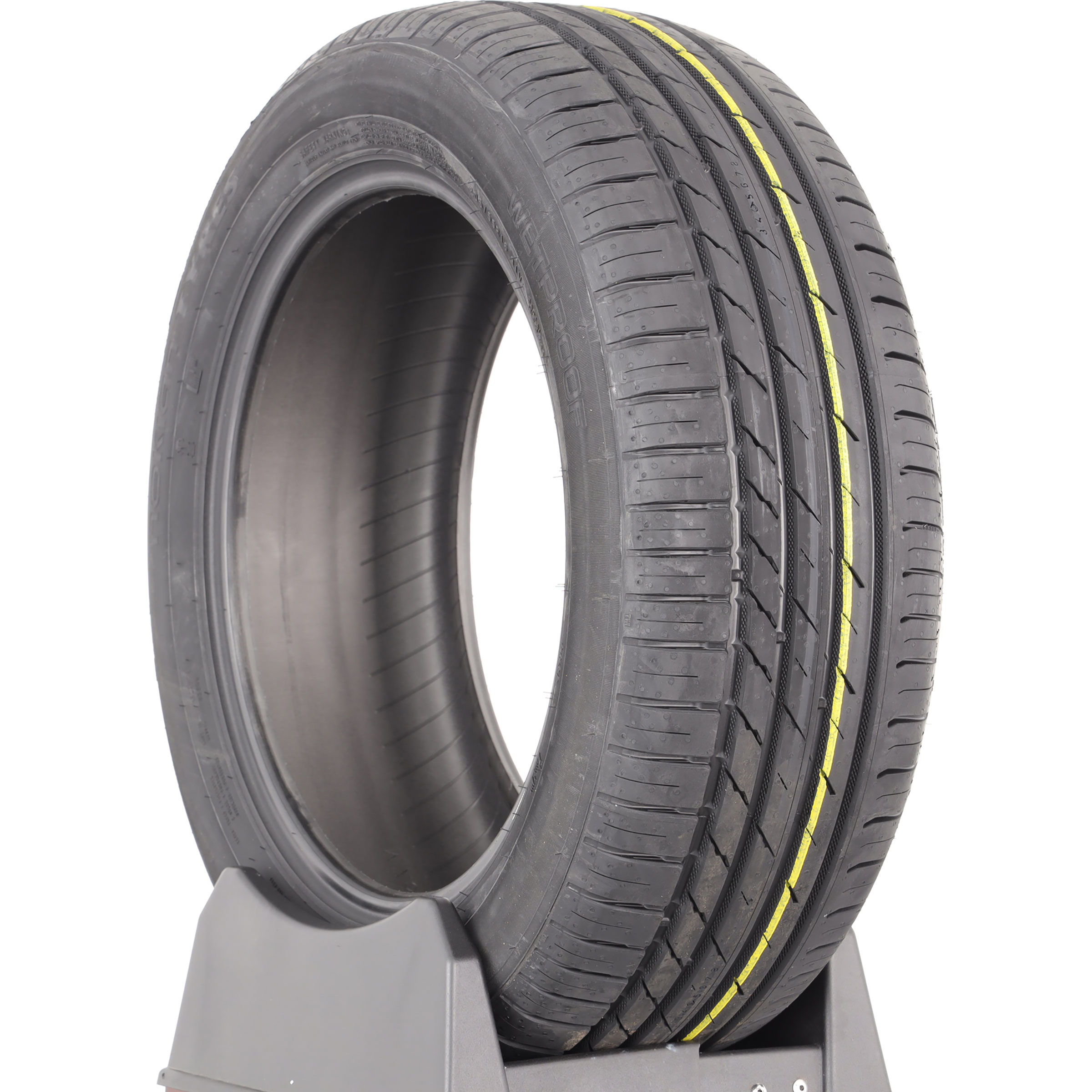 Test Nokian Wetproof - 205/55 R16 - Pneu - UFC-Que Choisir