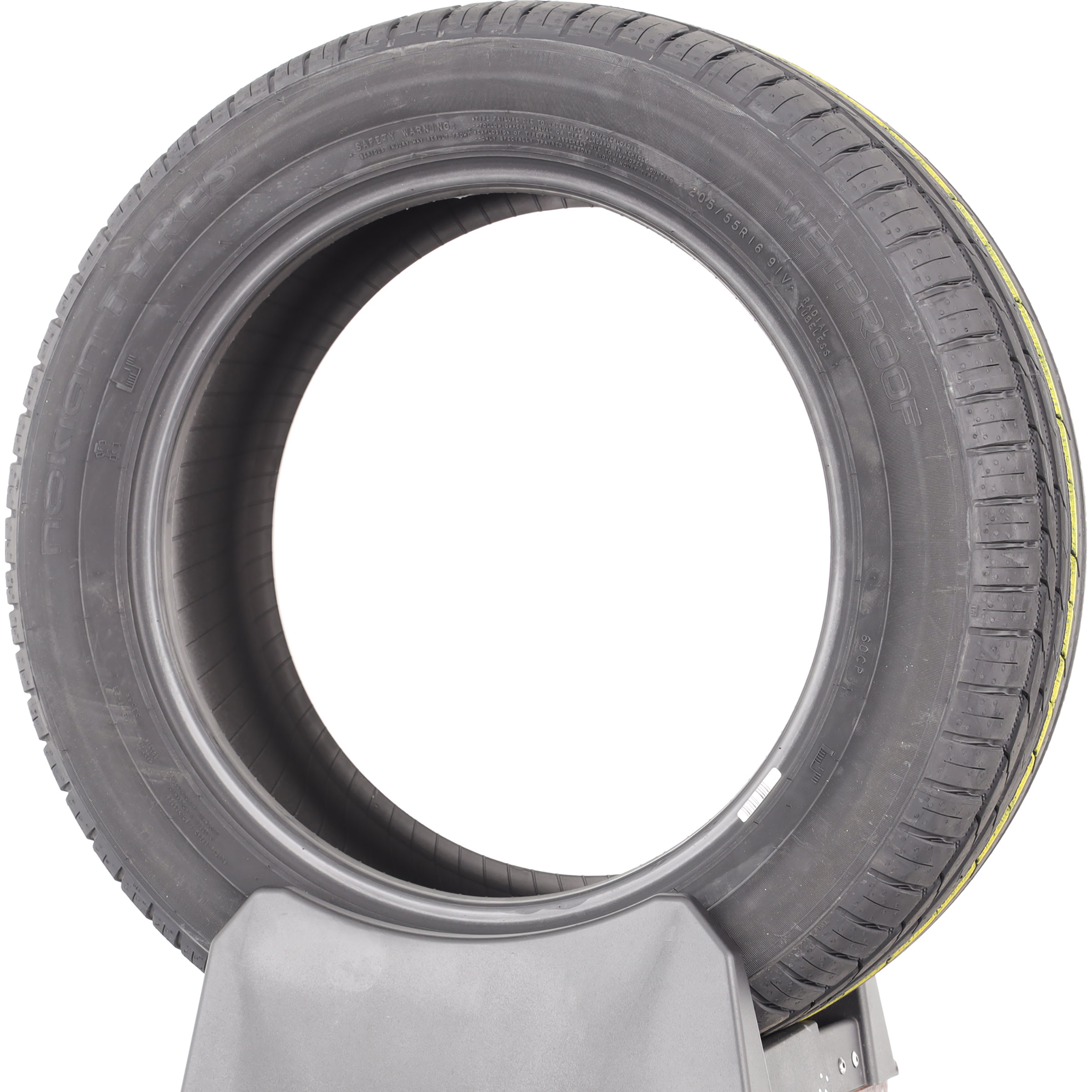 Nokian Wetproof -  205/55 R16