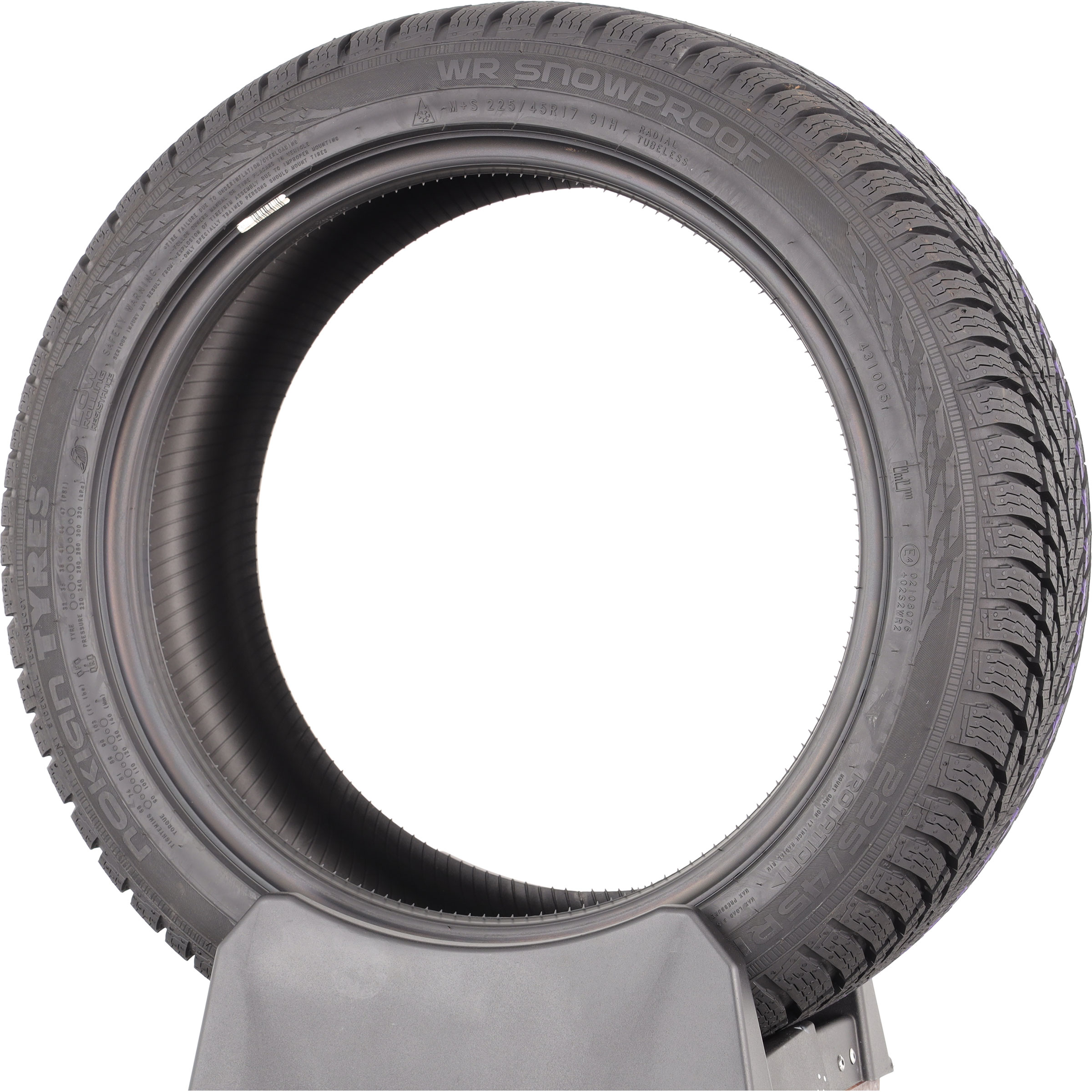 Nokian WR Snowproof -  225/45 R17