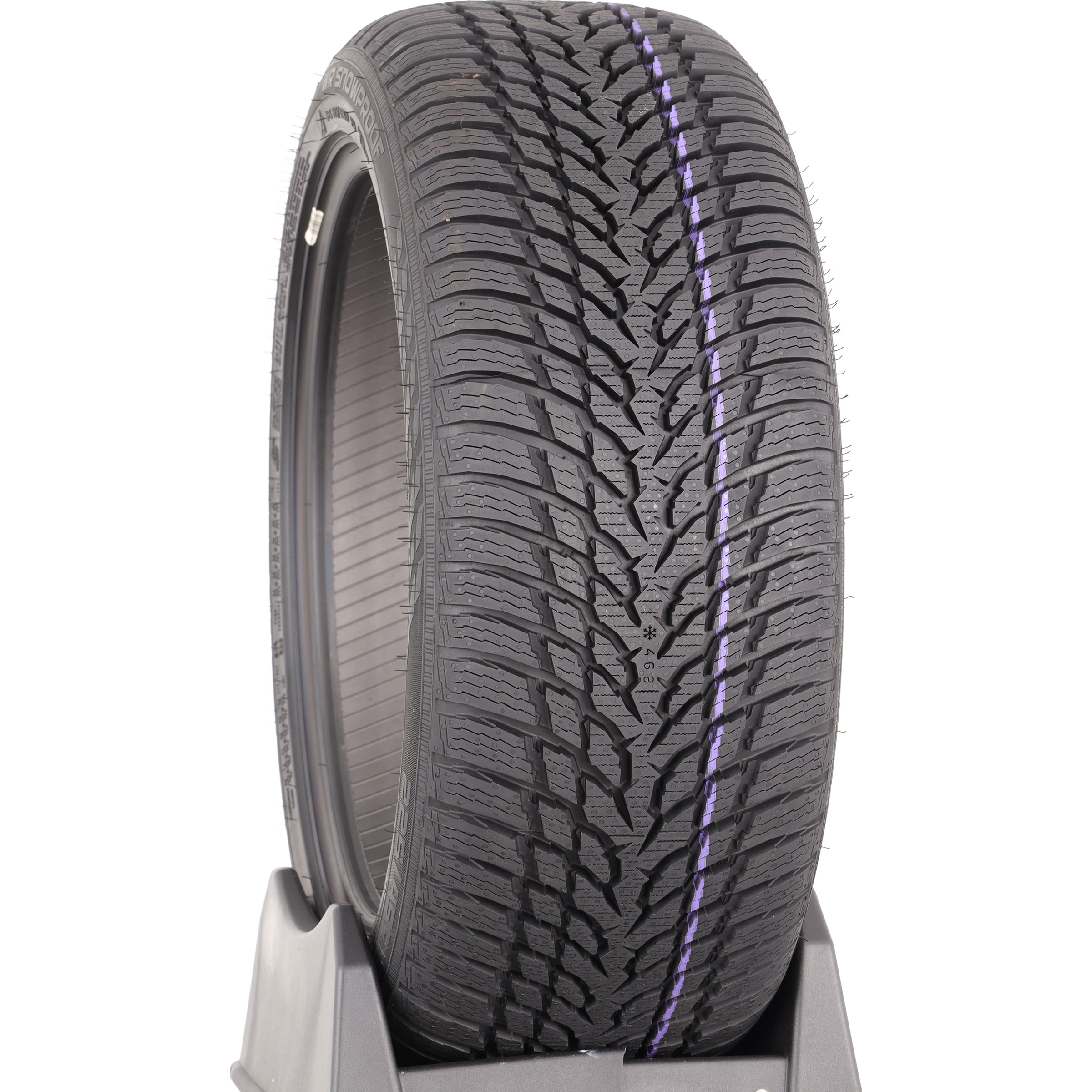 Nokian WR Snowproof -  225/45 R17
