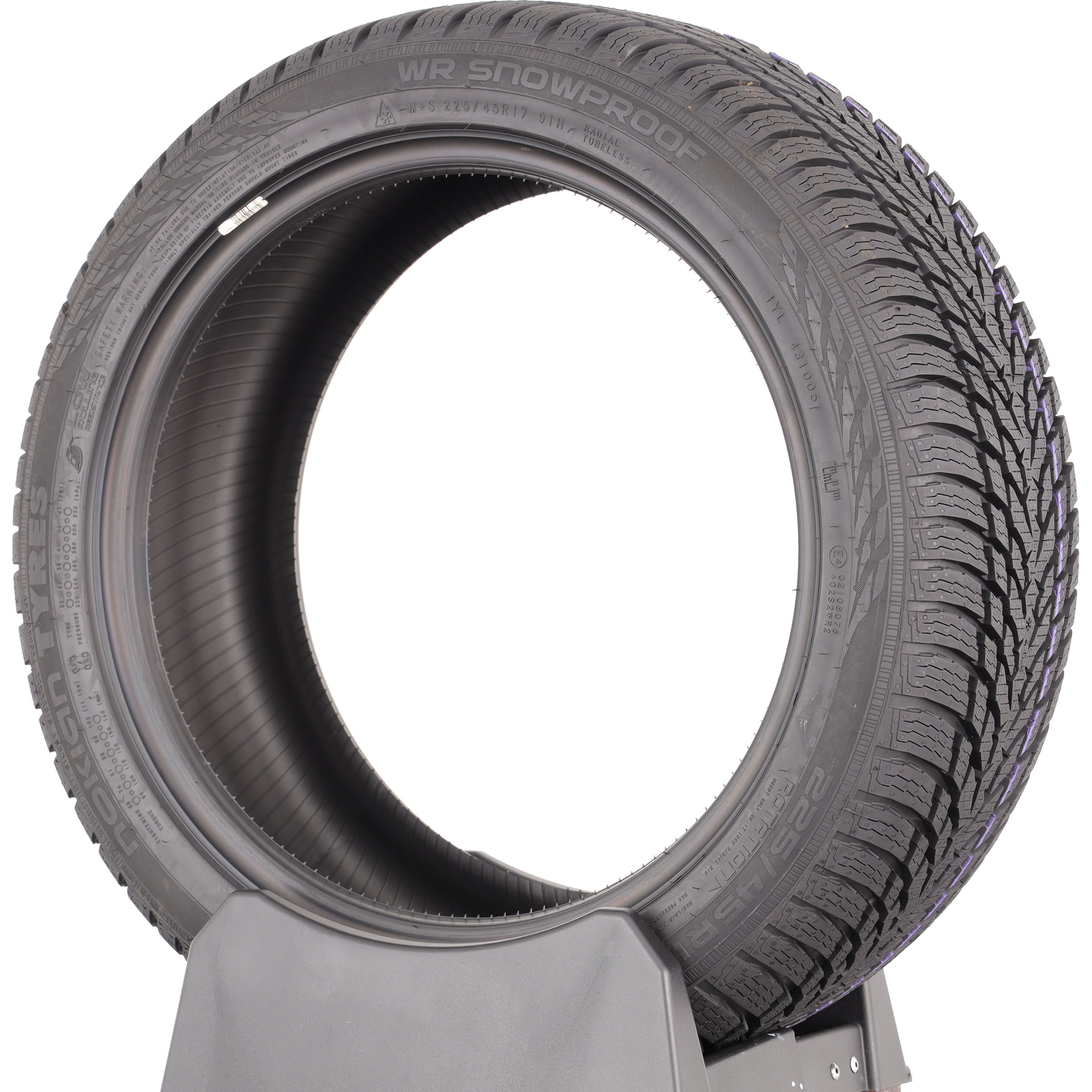 Nokian WR Snowproof -  225/45 R17