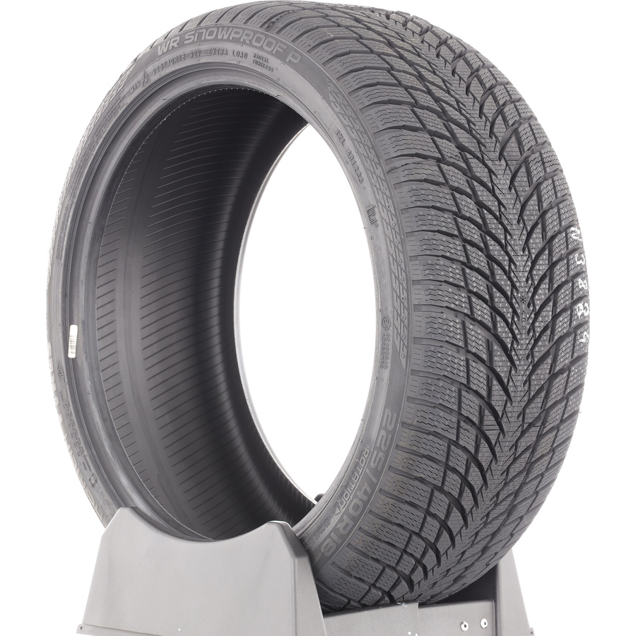 Nokian WR Snowproof P -  225/40 R18