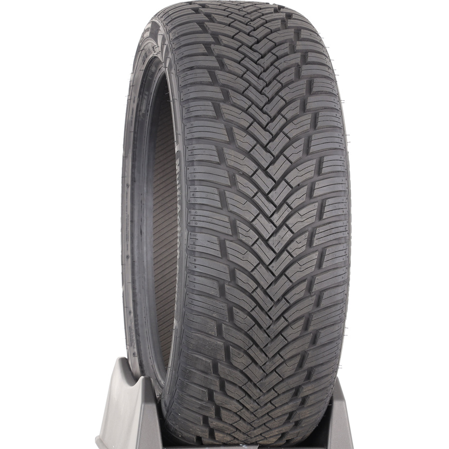 Petlas Multi Action PT565 -  225/45 R17