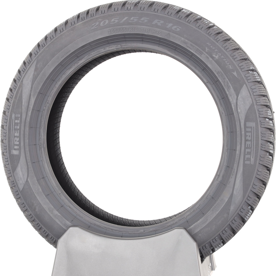 Pirelli Cinturato Winter 2 -  205/55 R16