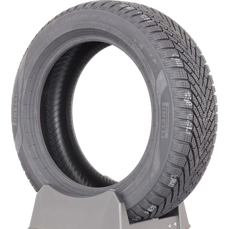 Pirelli Cinturato Winter 2 -  205/55 R16