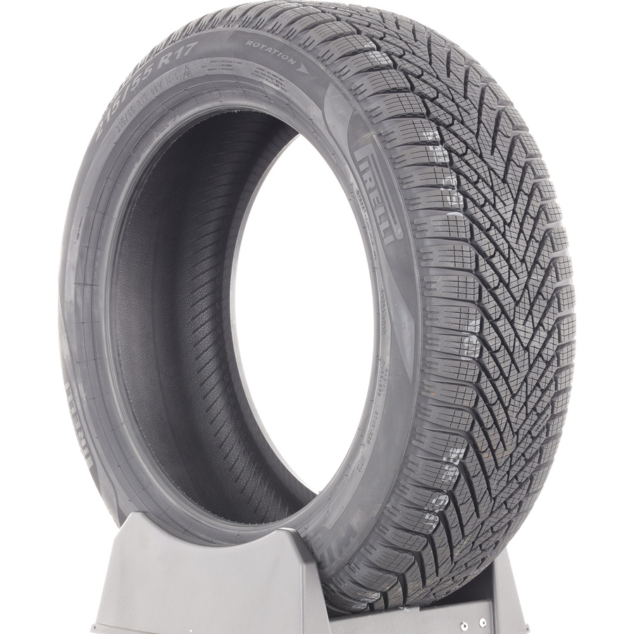 Pirelli Cinturato Winter 2 -  215/55 R17