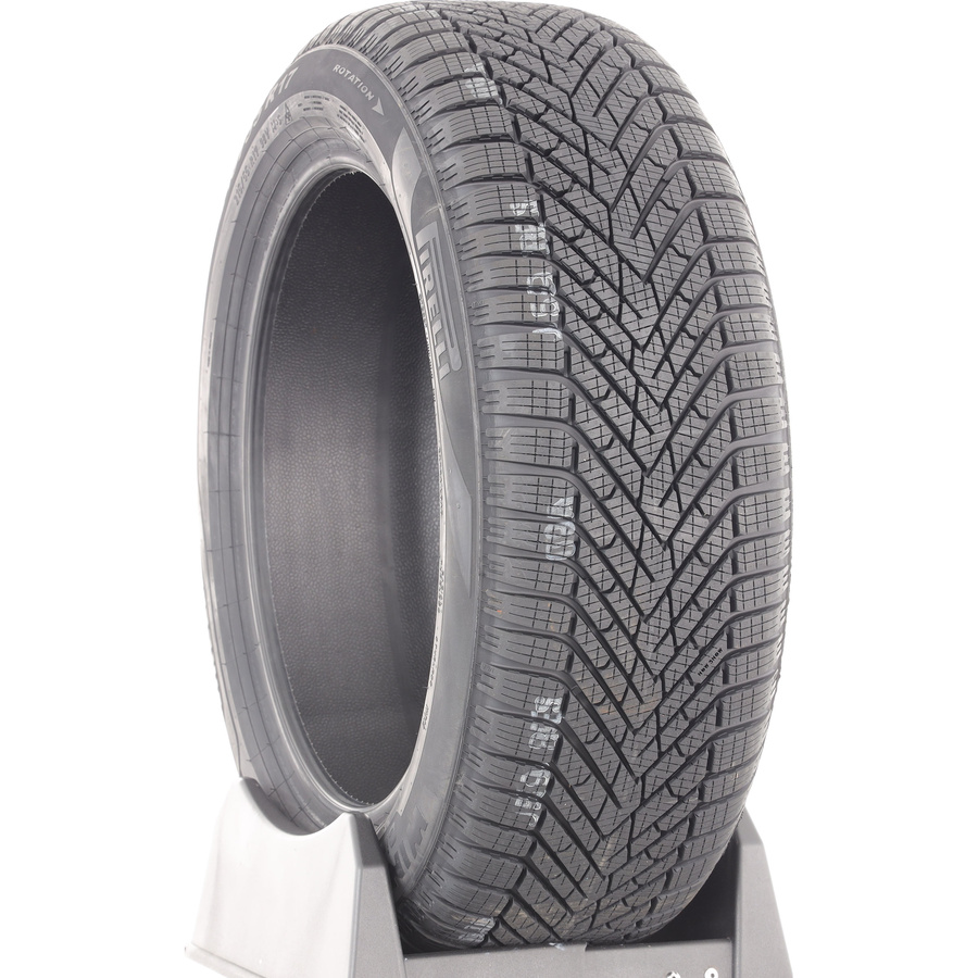 Pirelli Cinturato Winter 2 -  215/55 R17